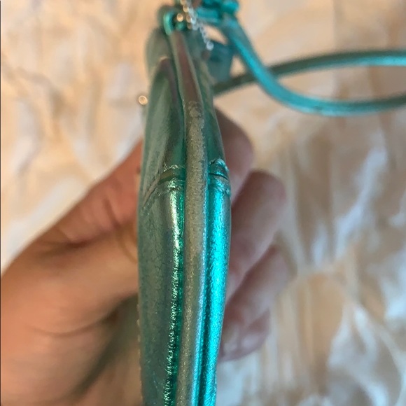 Coach wristlet - Picture 4 of 5